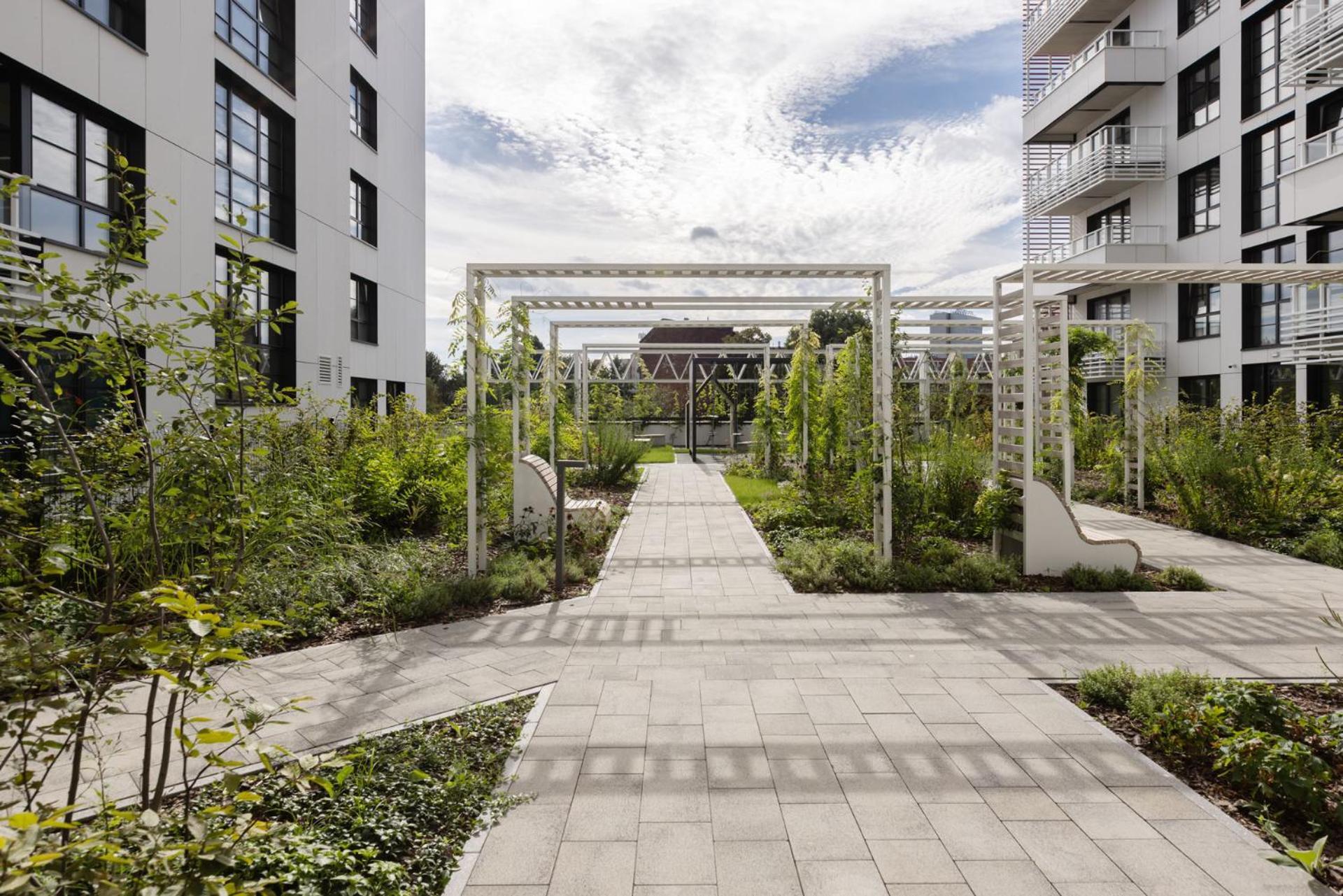 Solidarnosc Three Bedrooms & Garden Apartment Gdansk Exterior photo