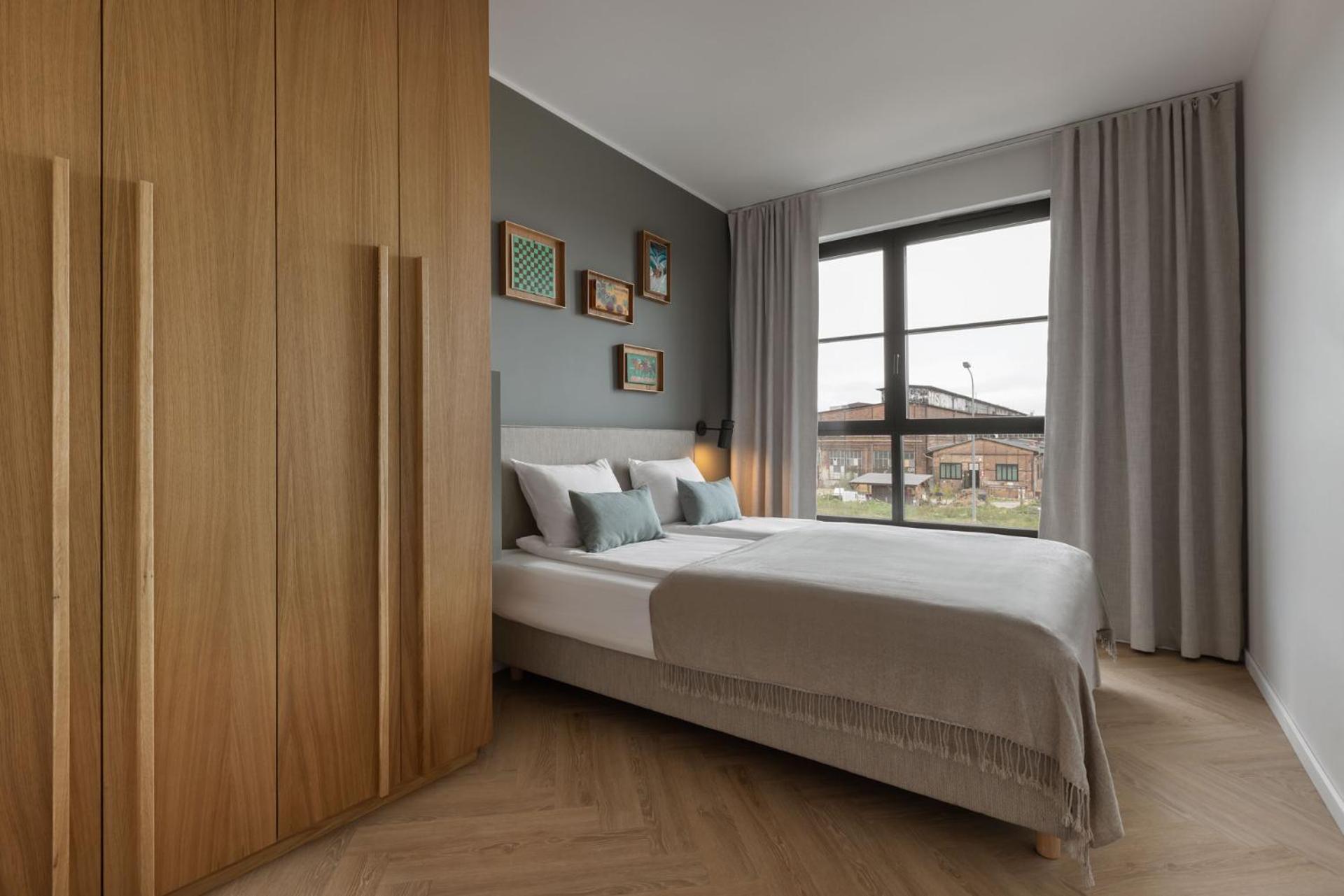 Solidarnosc Three Bedrooms & Garden Apartment Gdansk Exterior photo